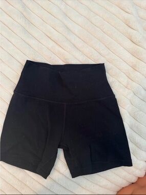 Aritzia butter shorts